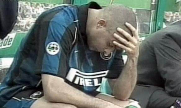 kaiyun-意甲争冠末轮反转史话④：5月5，罗纳尔多眼泪在飞